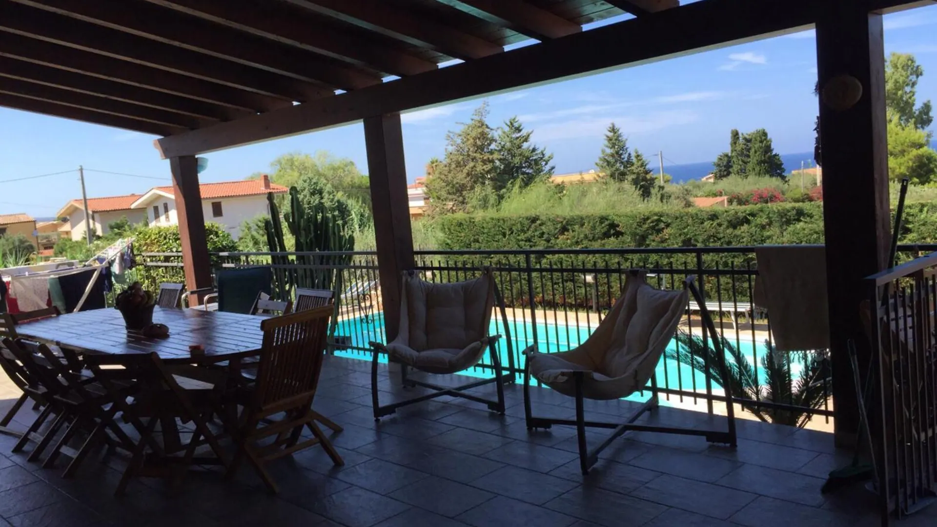 Doppia Villa Indipendente/Clara Mandra Capreria